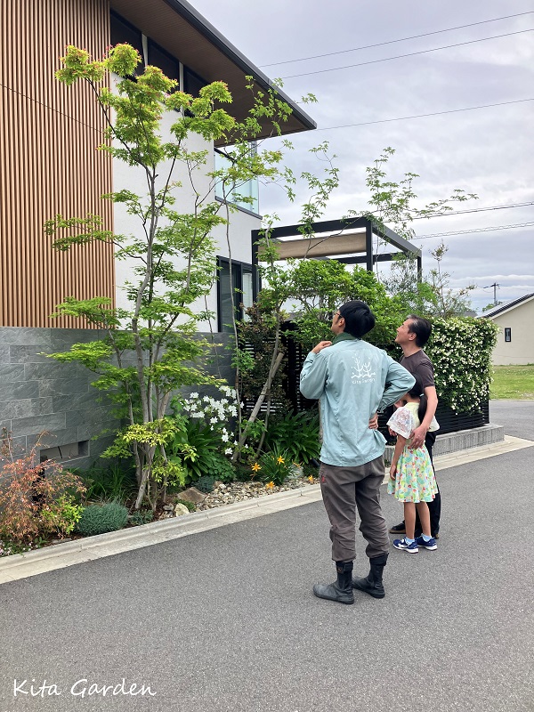 吹田市の外構と庭の植栽メンテナンス工事